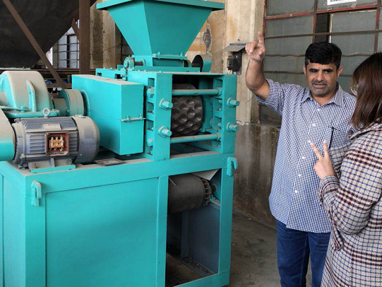Coal Ball Briquette Press Machine Export Loading