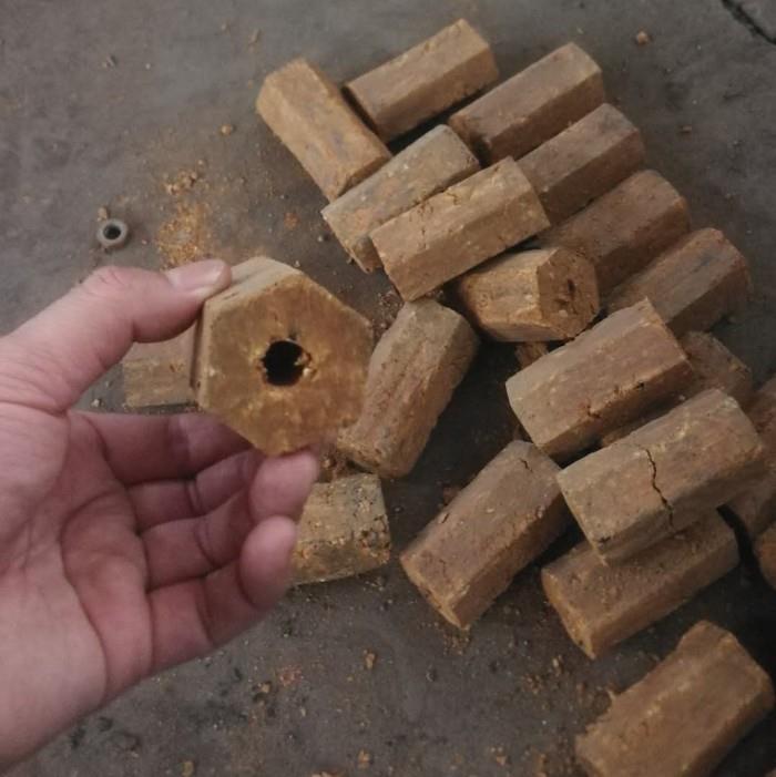 Honeycomb Coal Briquette Press Machine